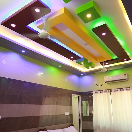 Rv Residency Hotel Wodapatti Exterior photo