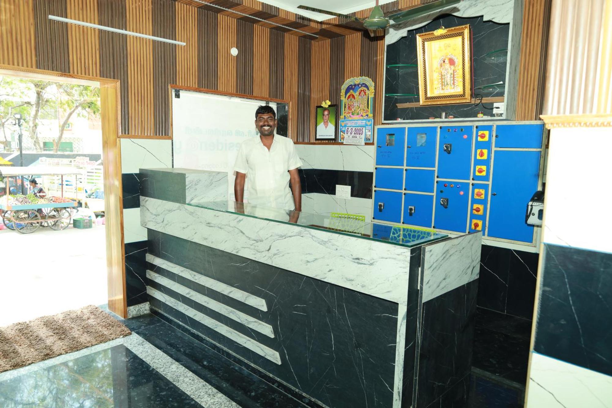 Rv Residency Hotel Wodapatti Exterior photo