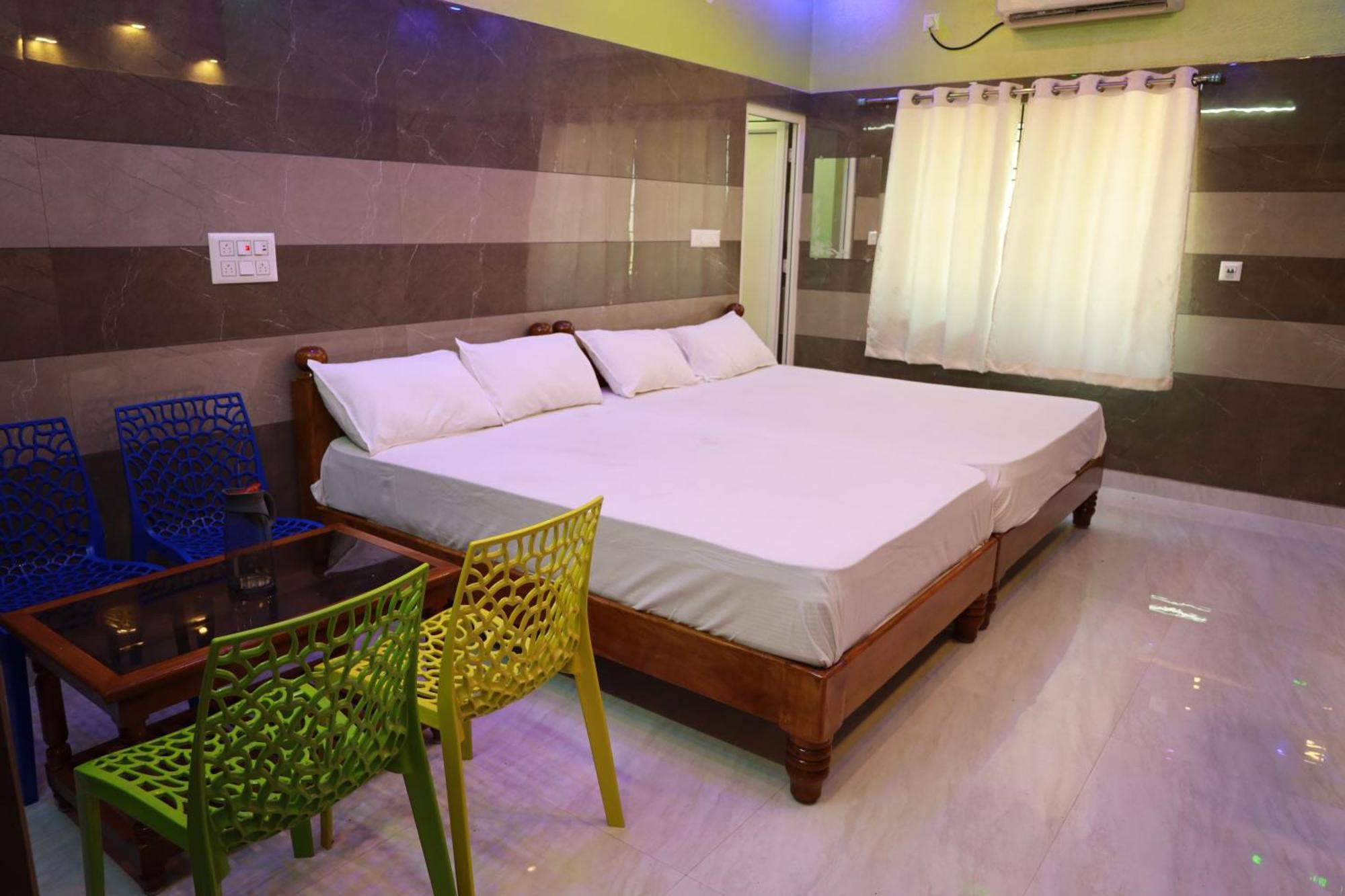 Rv Residency Hotel Wodapatti Exterior photo